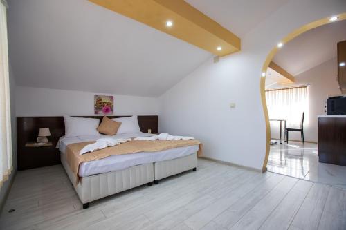 Guest House Holiday - image 9