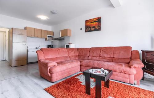  Two-Bedroom Apartment in Rogotin in Rogotin