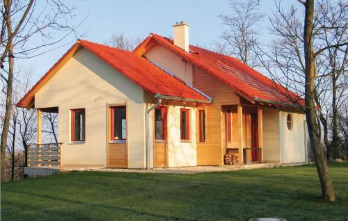  Four-Bedroom Holiday Home in Szolad in Szólád
