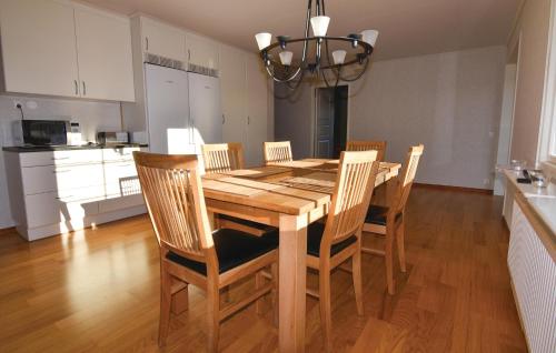 Kitchen, Gorgeous Home In Svanskog With Wifi in Svanskog