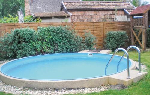  Three-Bedroom Apartment in Buzsak-Csisztapuszta in Buzsák