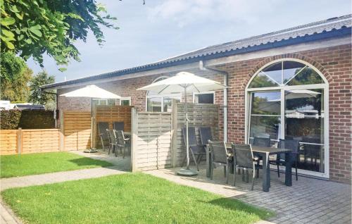  Stunning Home In Groede With 2 Bedrooms And Wifi, Pension in Groede