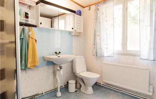 Bathroom, Nice home in Slite with 2 Bedrooms and WiFi in Slite