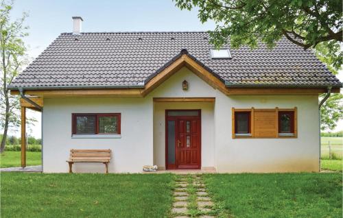  Two-Bedroom Holiday Home in Szolad in 8625 Szólád