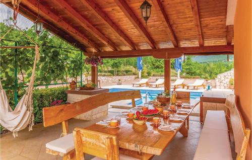  Four-Bedroom Holiday Home in Slivno in Slivno