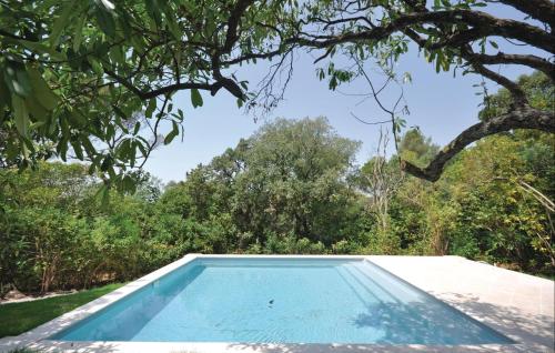 Swimming pool, Beautiful Home In Saint Raphael in Vallon de Coste