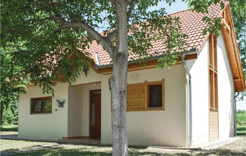  Two-Bedroom Holiday Home in Szolad in Szólád
