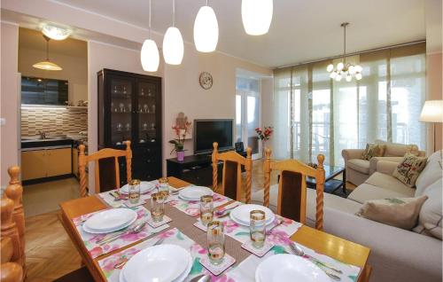  Two-Bedroom Apartment in Rijeka, Pension in Rijeka