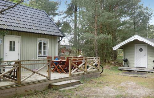 . Stunning Home In Lttorp With 3 Bedrooms And Wifi