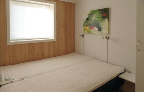 Four-Bedroom Holiday Home Farsund With Sea View 09