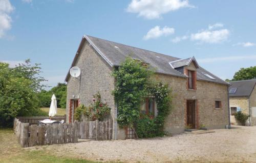 3 Bedroom Cozy Home In Brucheville - Location saisonnière - Carentan-les-Marais