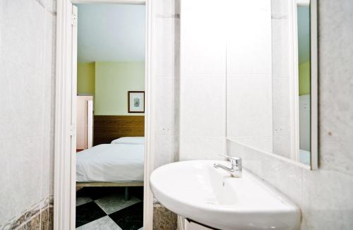 Hostal Asunción - image 9