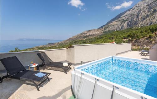  Apartment Srida Sela I, Pension in Tučepi bei Ožići