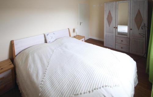 One-Bedroom Apartment in Badf Pyrmont - image 5