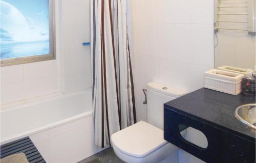Two-Bedroom Apartment in La Manga del Mar Menor - image 3