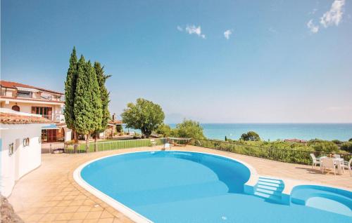 Six-Bedroom Holiday Home