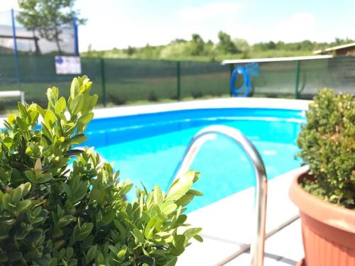 Rooms with a swimming pool Ostarski Stanovi Plitvice - 17425
