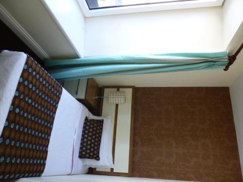 The White Lady Hotel - image 2