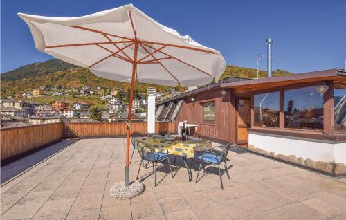  Three-Bedroom Apartment in Teglio (SO), Pension in Teglio bei Arigna