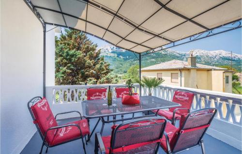  Four-Bedroom Apartment in Draga Bascanska, Pension in Draga Bašćanska