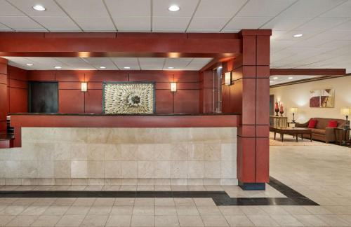 Best Western Plus Milwaukee Airport Hotel & Conference Center