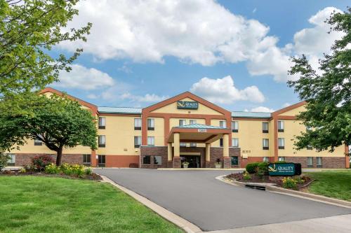 . Quality Inn & Suites Lenexa Kansas City