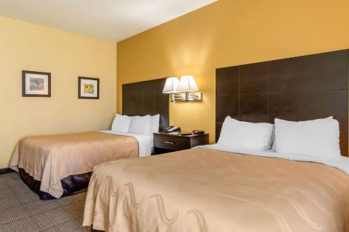 Quality Inn & Suites Lenexa Kansas City