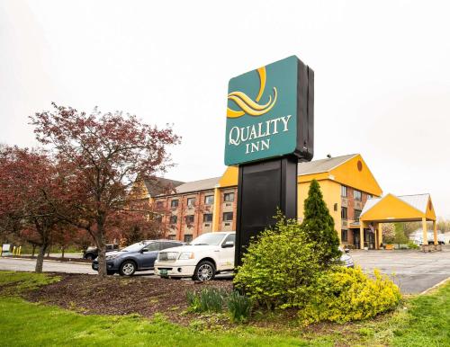 Quality Inn Cromwell / Middletown - Accommodation - Cromwell