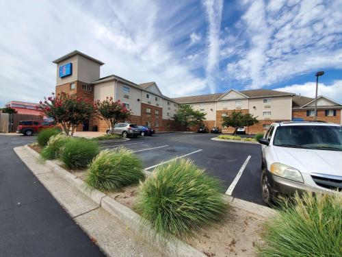 Motel 6-Richmond VA - I-64 West - image 10