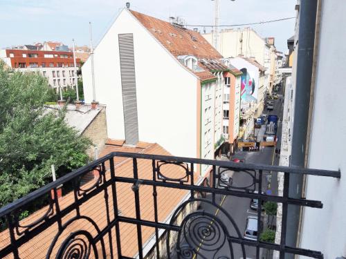  White Pearl Rooms in Budapest