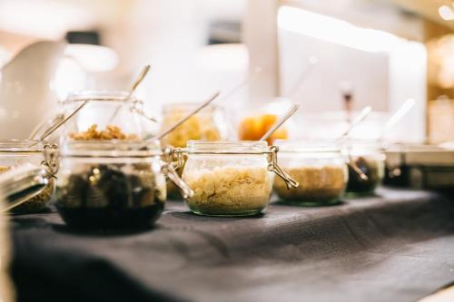 Comfort Guesthouse - image 2