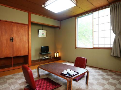Japanese-Style Quadruple Room room in Hotel Mumon