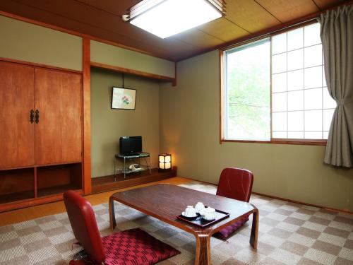 Japanese-Style Quadruple Room