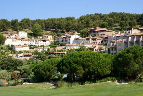 Hameau des amandiers-vue mer & golf