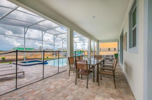 Orlando Villa 5581 - image 11