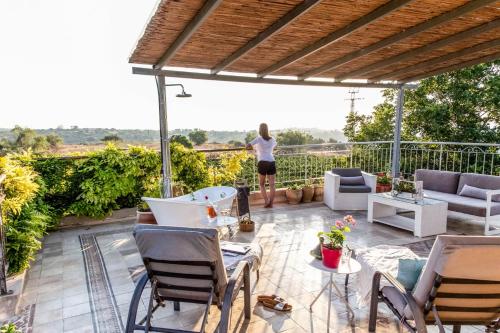 المرافق, Mettler Winery in Agur