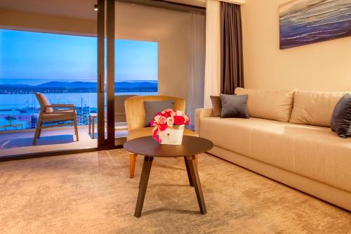 Luxury Hotel Riva - image 5