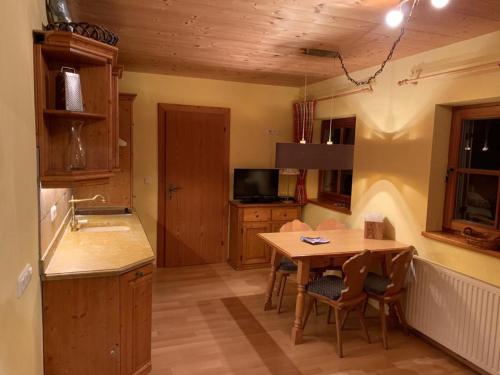  Almapartment Skiwiege - Ski-in - Ski-out ONLY in Kirchberg in Tirol