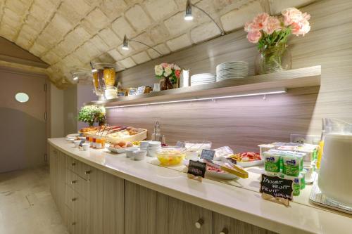 Sure Hotel by Best Western Paris Gare du Nord - image 12