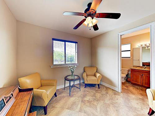 New Listing! Upscale Home With Caged Pool & Lanai Home - image 2