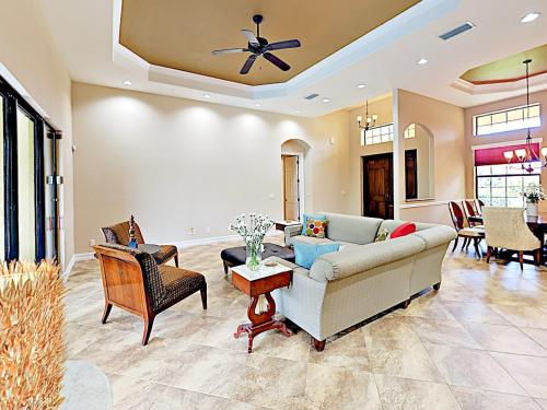 New Listing! Upscale Home With Caged Pool & Lanai Home - image 8