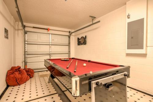 Gated Community Private Pool Home Home - image 2