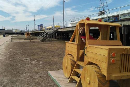 Wildwoof Beach Bungalow @ NW. 3 Blocks to Beach!