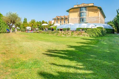 Hotel Sercotel Villa de Laguardia - image 3