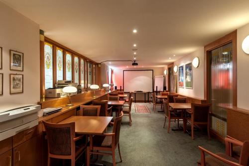 Étterem, Club Hotel Cortina in 13. kerület - Hietzing