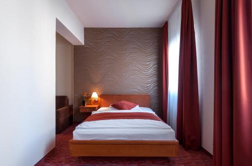 1 twin bed