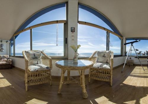LOFT OIA - ES UNA FILOSOFIA DE VIDa in Pedornes