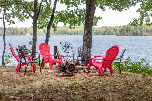 Beach House in Manitowish Waters, USA