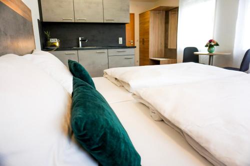 SP-Appartements 618m von Neuhausen auf den Fildern entfernt