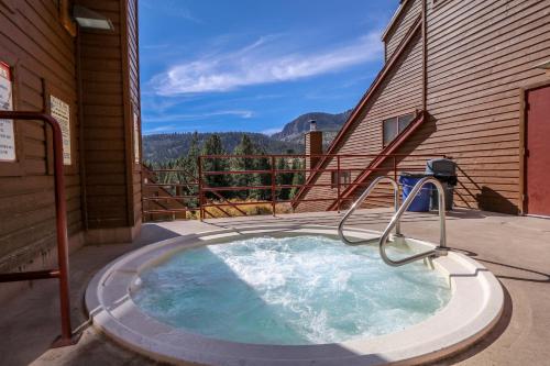 Aspen Creek #209 Condo - image 3